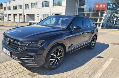 Позашляховик / Кросовер Volkswagen Touareg 2020 в Дніпрі