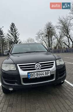 Внедорожник / Кроссовер Volkswagen Touareg 2008 в 