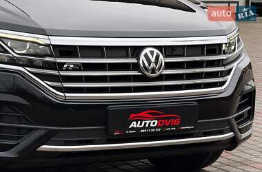 Позашляховик / Кросовер Volkswagen Touareg 2018 в 
