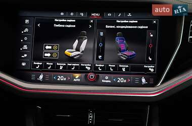 Позашляховик / Кросовер Volkswagen Touareg 2018 в 