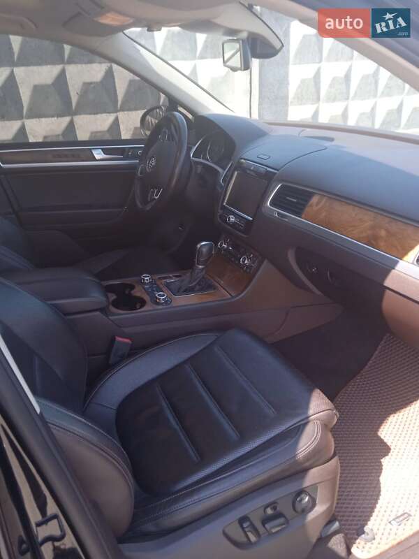 Внедорожник / Кроссовер Volkswagen Touareg 2012 в Первомайске фото 19 Внедорожник / Кроссовер Volkswagen Touareg 2012 в Первомайске