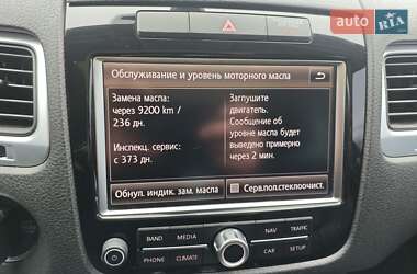 Позашляховик / Кросовер Volkswagen Touareg 2012 в 