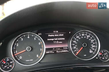 Внедорожник / Кроссовер Volkswagen Touareg 2010 в 