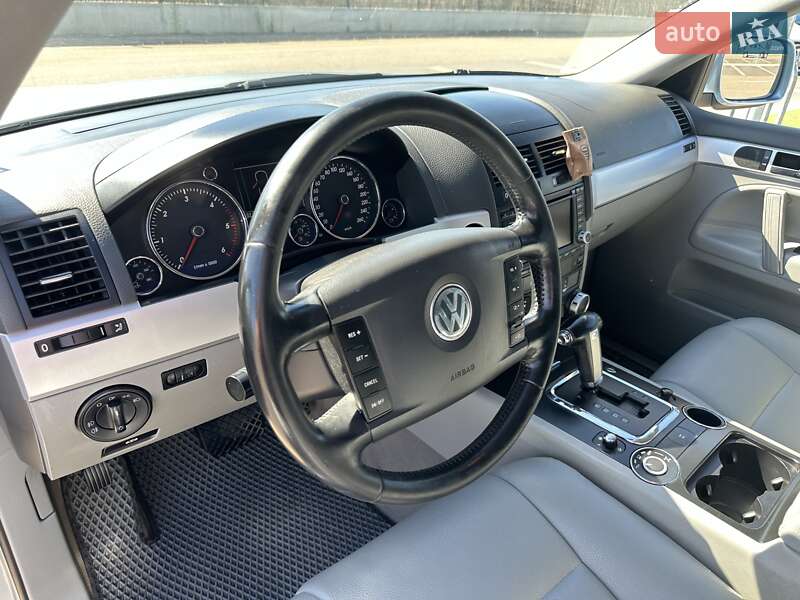 Внедорожник / Кроссовер Volkswagen Touareg 2006 в Киеве фото 32 Внедорожник / Кроссовер Volkswagen Touareg 2006 в Киеве