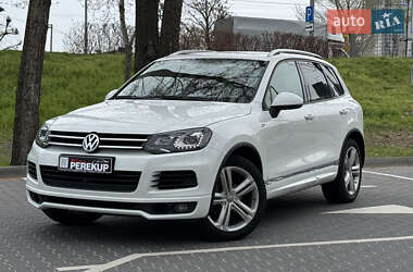 Позашляховик / Кросовер Volkswagen Touareg 2012 в Києві