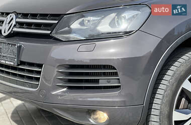 Внедорожник / Кроссовер Volkswagen Touareg 2012 в 