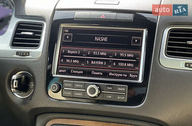 Внедорожник / Кроссовер Volkswagen Touareg 2012 в 
