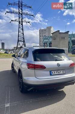 Внедорожник / Кроссовер Volkswagen Touareg 2021 в 