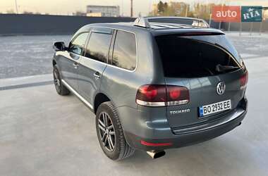 Позашляховик / Кросовер Volkswagen Touareg 2005 в 