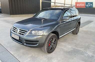 Позашляховик / Кросовер Volkswagen Touareg 2005 в 