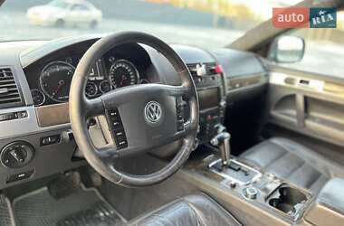 Позашляховик / Кросовер Volkswagen Touareg 2005 в 