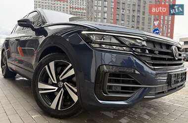 Внедорожник / Кроссовер Volkswagen Touareg 2023 в Киеве