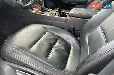 Внедорожник / Кроссовер Volkswagen Touareg 2011 в 