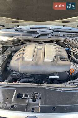 Внедорожник / Кроссовер Volkswagen Touareg 2007 в 