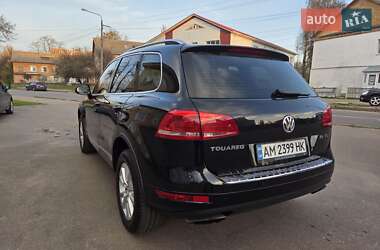 Внедорожник / Кроссовер Volkswagen Touareg 2012 в 