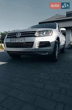 Внедорожник / Кроссовер Volkswagen Touareg 2013 в 