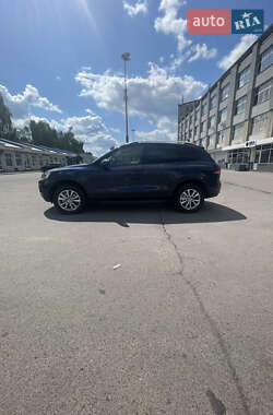 Позашляховик / Кросовер Volkswagen Touareg 2011 в 