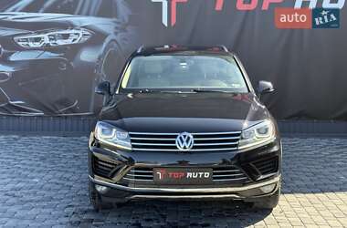 Внедорожник / Кроссовер Volkswagen Touareg 2016 в 