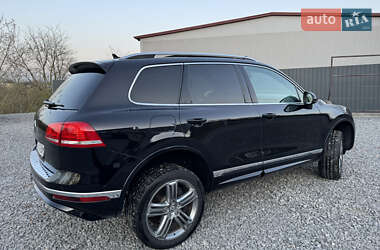 Внедорожник / Кроссовер Volkswagen Touareg 2015 в 
