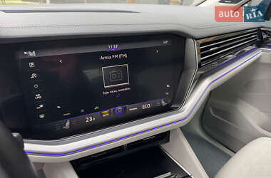 Позашляховик / Кросовер Volkswagen Touareg 2019 в 