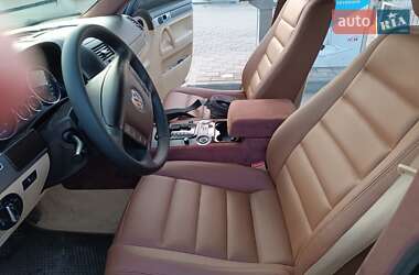Позашляховик / Кросовер Volkswagen Touareg 2003 в 