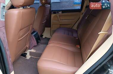 Позашляховик / Кросовер Volkswagen Touareg 2003 в 