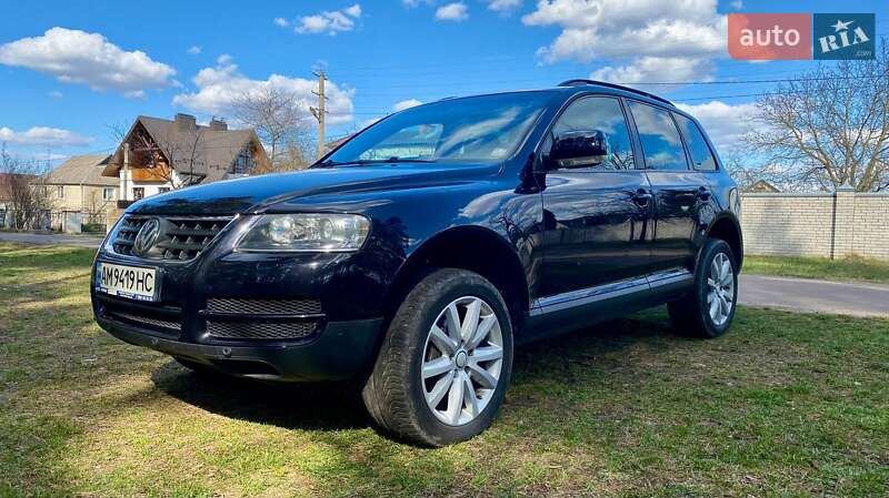 Внедорожник / Кроссовер Volkswagen Touareg 2006 в Житомире