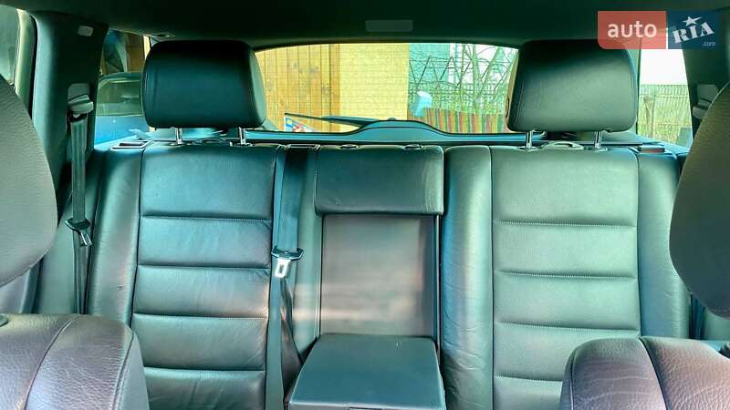 Внедорожник / Кроссовер Volkswagen Touareg 2006 в Житомире