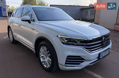 Внедорожник / Кроссовер Volkswagen Touareg 2019 в Кривом Роге