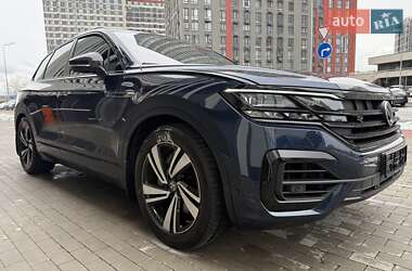 Позашляховик / Кросовер Volkswagen Touareg 2023 в 