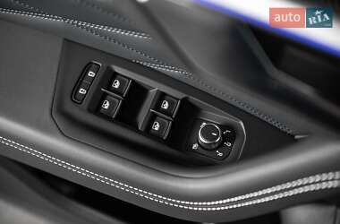 Позашляховик / Кросовер Volkswagen Touareg 2025 в 