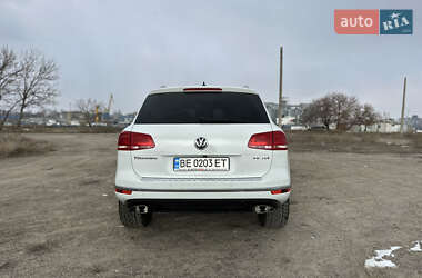 Внедорожник / Кроссовер Volkswagen Touareg 2015 в 