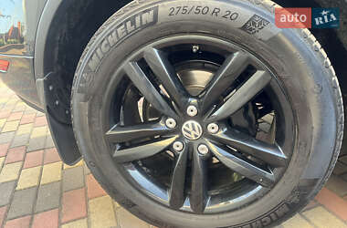 Внедорожник / Кроссовер Volkswagen Touareg 2012 в 