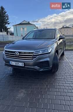 Внедорожник / Кроссовер Volkswagen Touareg 2020 в Мироновке