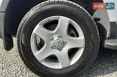 Позашляховик / Кросовер Volkswagen Touareg 2008 в 