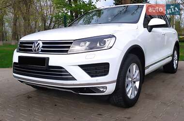 Позашляховик / Кросовер Volkswagen Touareg 2014 в Кривому Розі