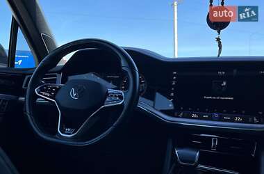 Внедорожник / Кроссовер Volkswagen Touareg 2021 в 