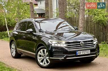 Позашляховик / Кросовер Volkswagen Touareg 2018 в 
