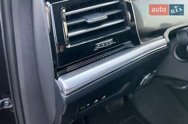 Позашляховик / Кросовер Volkswagen Touareg 2018 в 