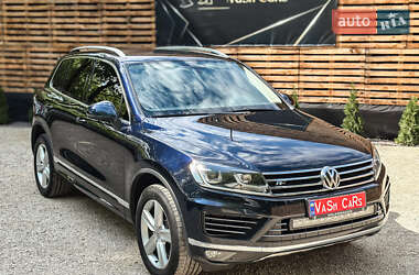 Внедорожник / Кроссовер Volkswagen Touareg 2016 в 