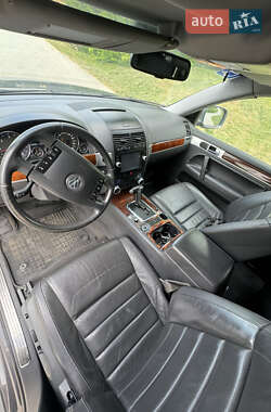 Внедорожник / Кроссовер Volkswagen Touareg 2008 в 
