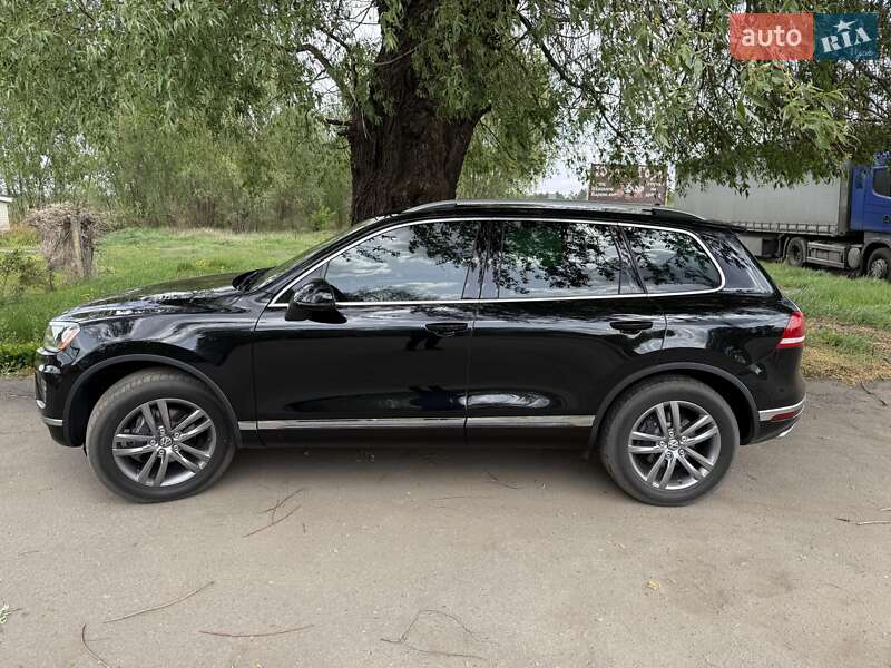 Внедорожник / Кроссовер Volkswagen Touareg 2016 в Смеле фото 9 Внедорожник / Кроссовер Volkswagen Touareg 2016 в Смеле