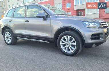 Позашляховик / Кросовер Volkswagen Touareg 2010 в 