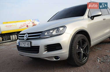 Внедорожник / Кроссовер Volkswagen Touareg 2010 в 
