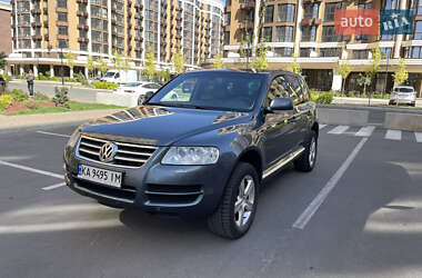 Позашляховик / Кросовер Volkswagen Touareg 2004 в Києві