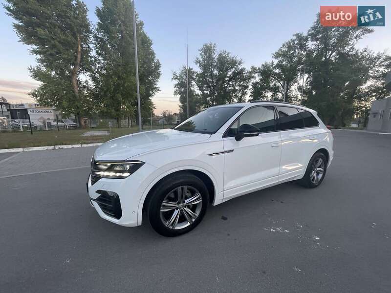 Позашляховик / Кросовер Volkswagen Touareg 2018 в Кременчуці