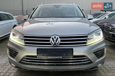 Внедорожник / Кроссовер Volkswagen Touareg 2016 в Житомире