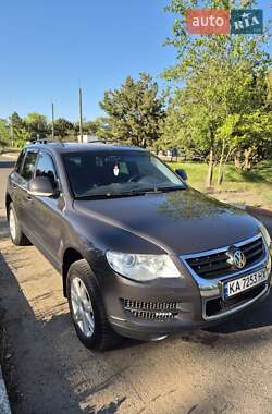 Позашляховик / Кросовер Volkswagen Touareg 2008 в Миколаєві