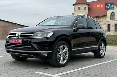 Внедорожник / Кроссовер Volkswagen Touareg 2014 в Бережанах