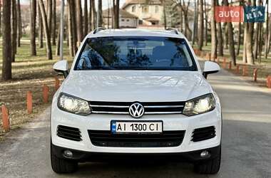 Внедорожник / Кроссовер Volkswagen Touareg 2014 в 